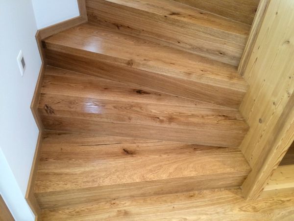 Treppe Eiche natur, rustikal